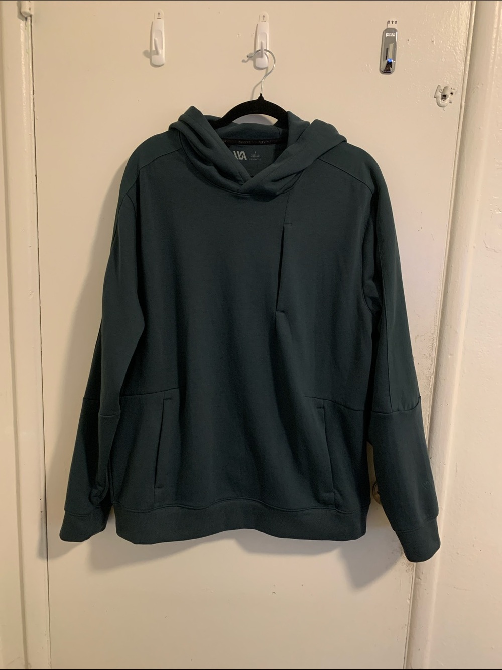 Men’s VRST dark green hoodie!